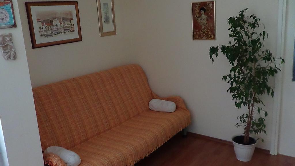 Apartment Bella Split Room photo
